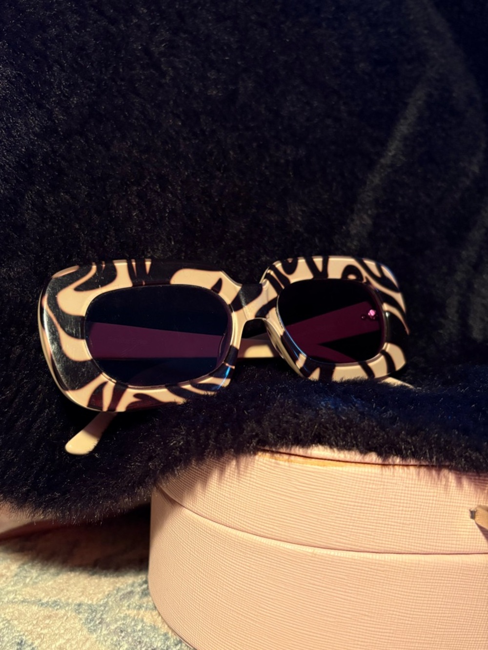 VELVET CANYON sunnies